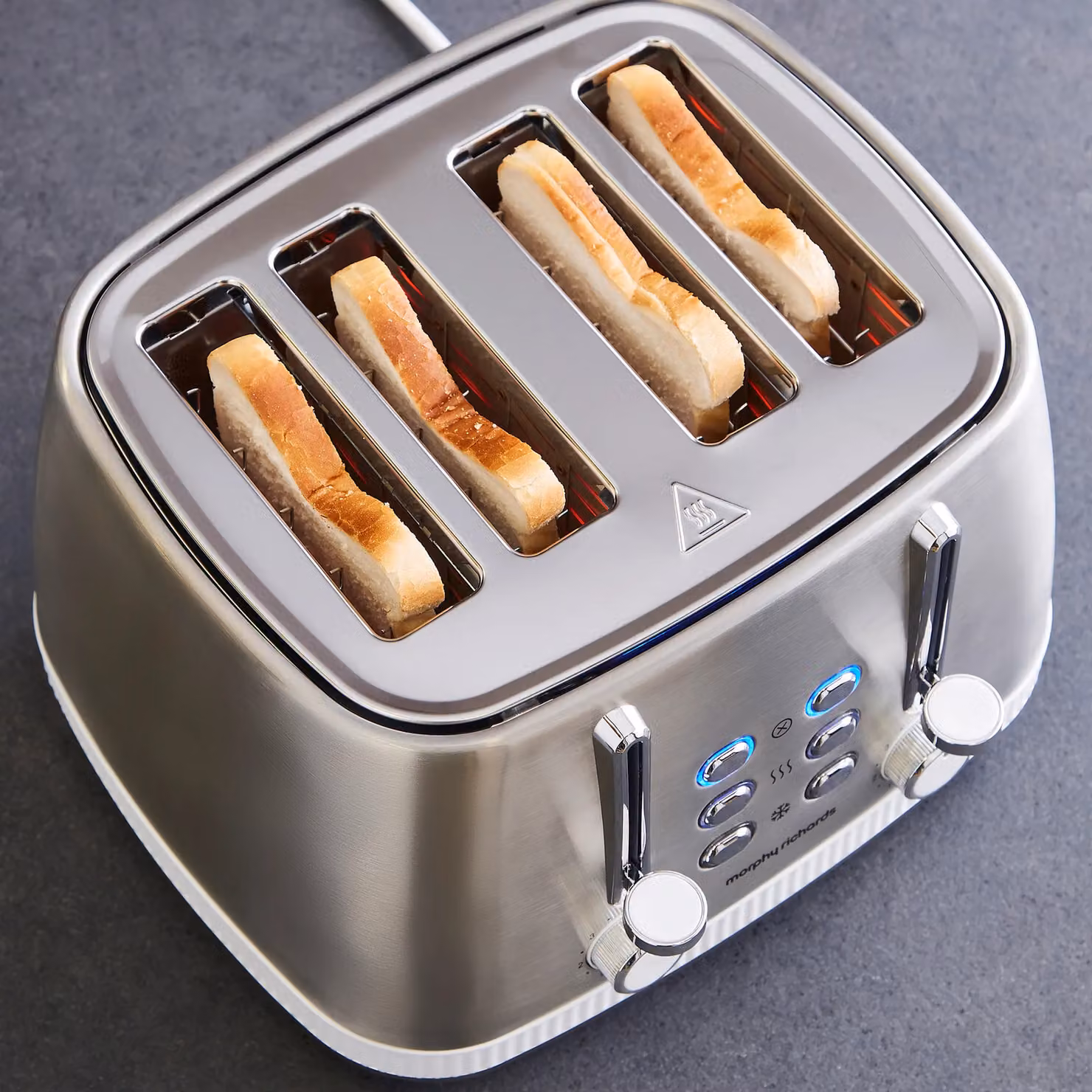 Morphy Richards Mexborough 4 Slice Toaster in Black and White with Stainless Steel Finish and Timer – 8