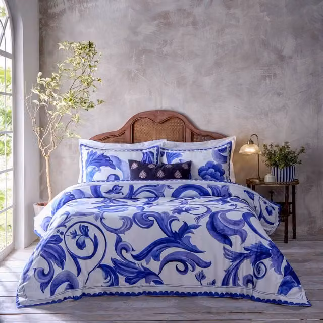Make It A Home Reversible Mediterranean Graphic Cotton Duvet Cover Set in Blue and White, 200 x 200 cm