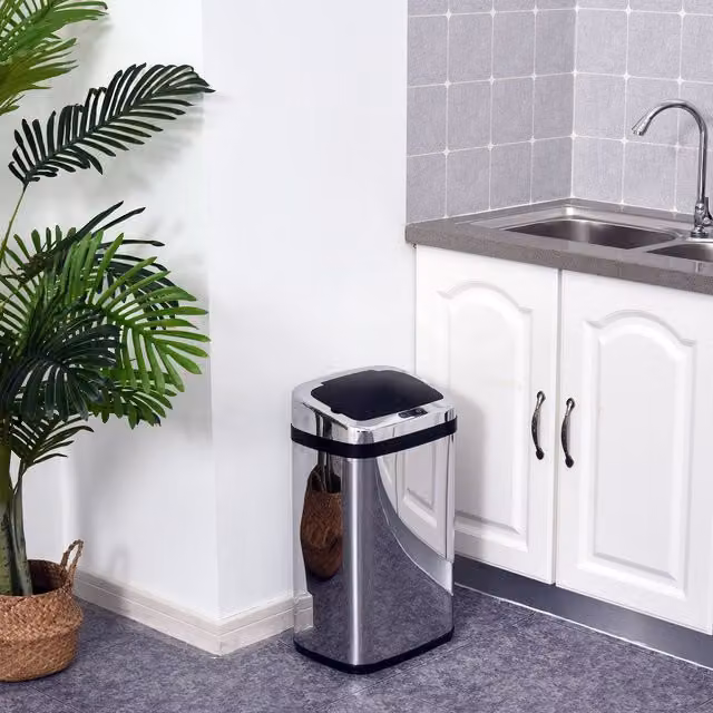 HOMCOM 30L Automatic Stainless Steel Kitchen Bin with Infrared Motion Sensor Lid in Silver – 8