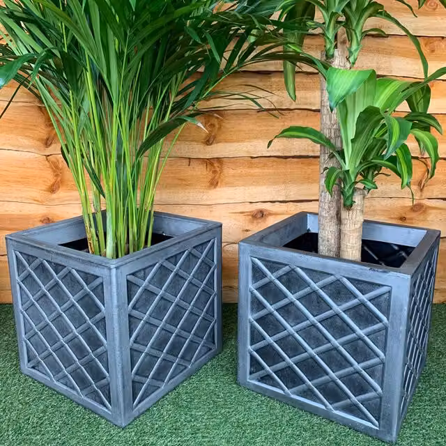 Shop4allsorts Large Grey Lattice Effect Square Plastic Planter Tub