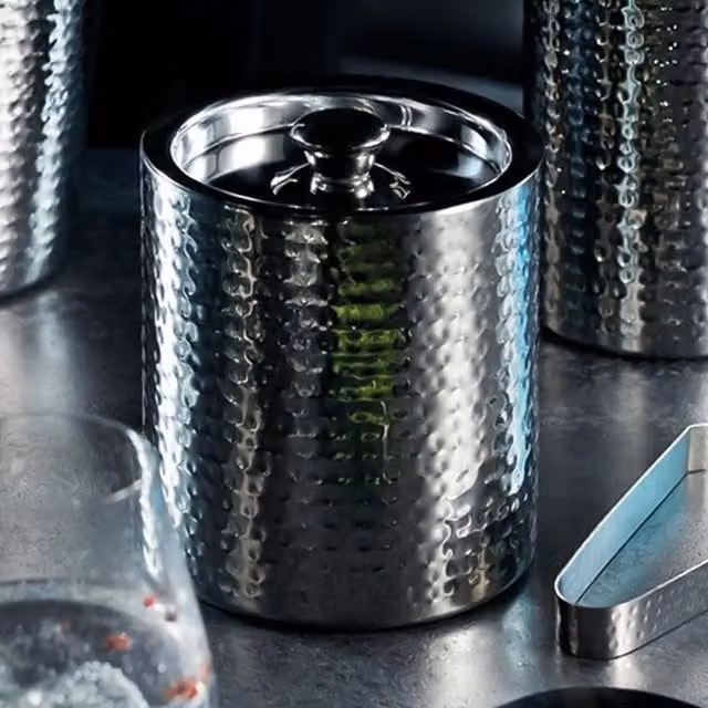 BarCraft Small Hammered Stainless Steel Ice Bucket with Lid, Silver