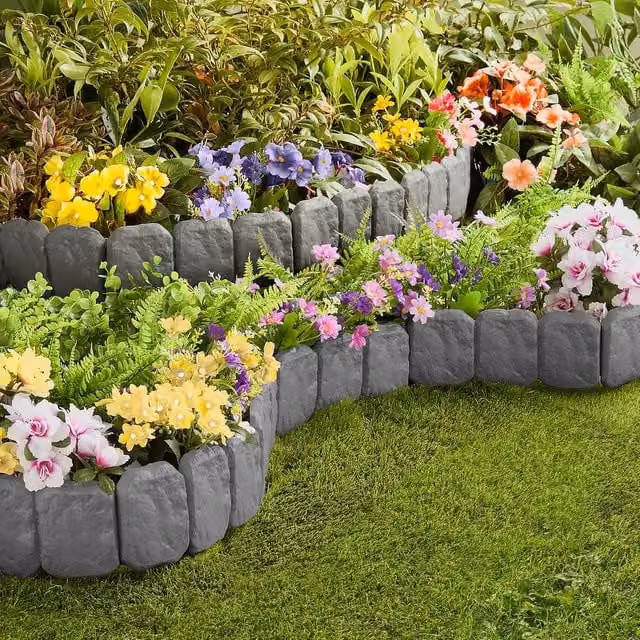 Gainsborough Pack of 40 Cobbled Stone Lawn Edging Panels, Dark Grey, W: 25 cm, H: 10 cm – 1