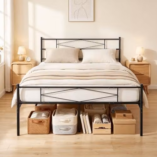 HOMCOM Industrial Metal King Bed Frame in Black, W/D/H: 180 x 200 x 152.4 cm – 1