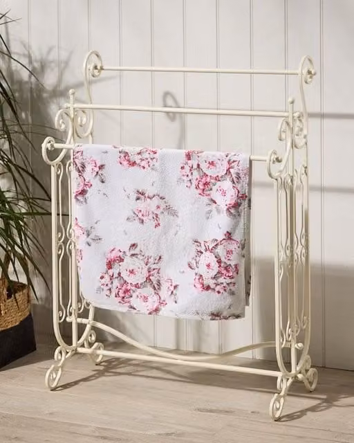 Dibor Vintage Three Rung Ornate Scrolled Freestanding Towel Rack in White – 1