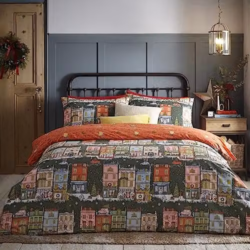 Riva Home Christmas Reversible Duvet Cover Set in Green and Red, 200 x 200 cm