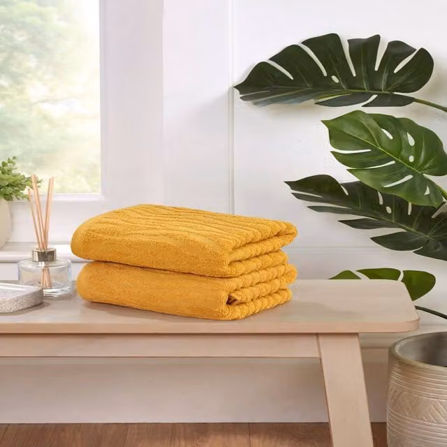 Rapport Home Safari Pure Cotton Hand Towel and Bath Towel Set in Yellow – 1