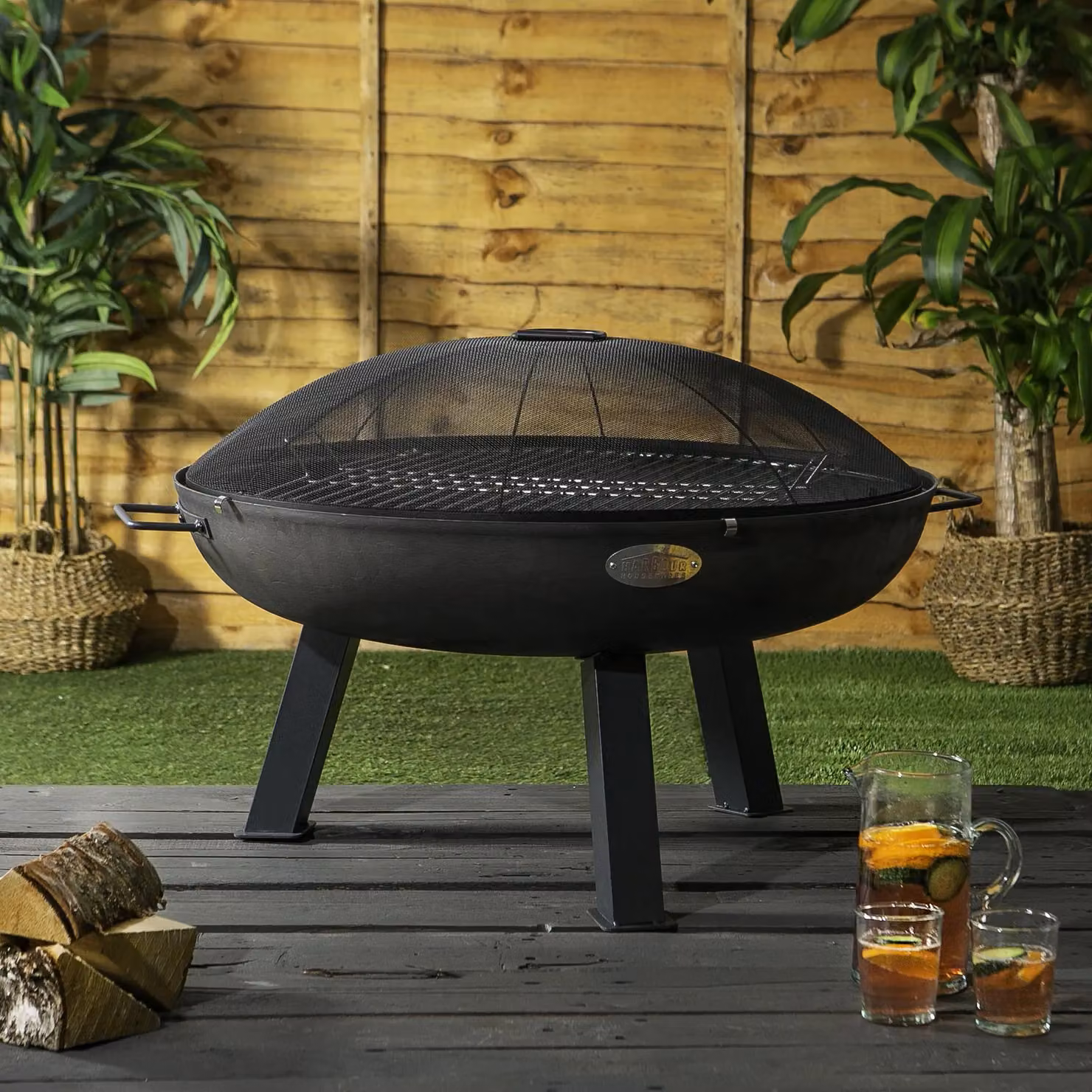 Harbour Housewares Black Steel Mesh Fire Pit Spark Guard Safety Dome with Handle, Diameter: 72.5 cm – 3