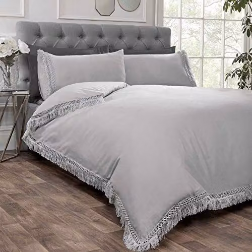 Rapport Home Tia Trellis Tasseled Duvet Cover and Pillowcase Set in Silver, Single (90 x 200 cm)