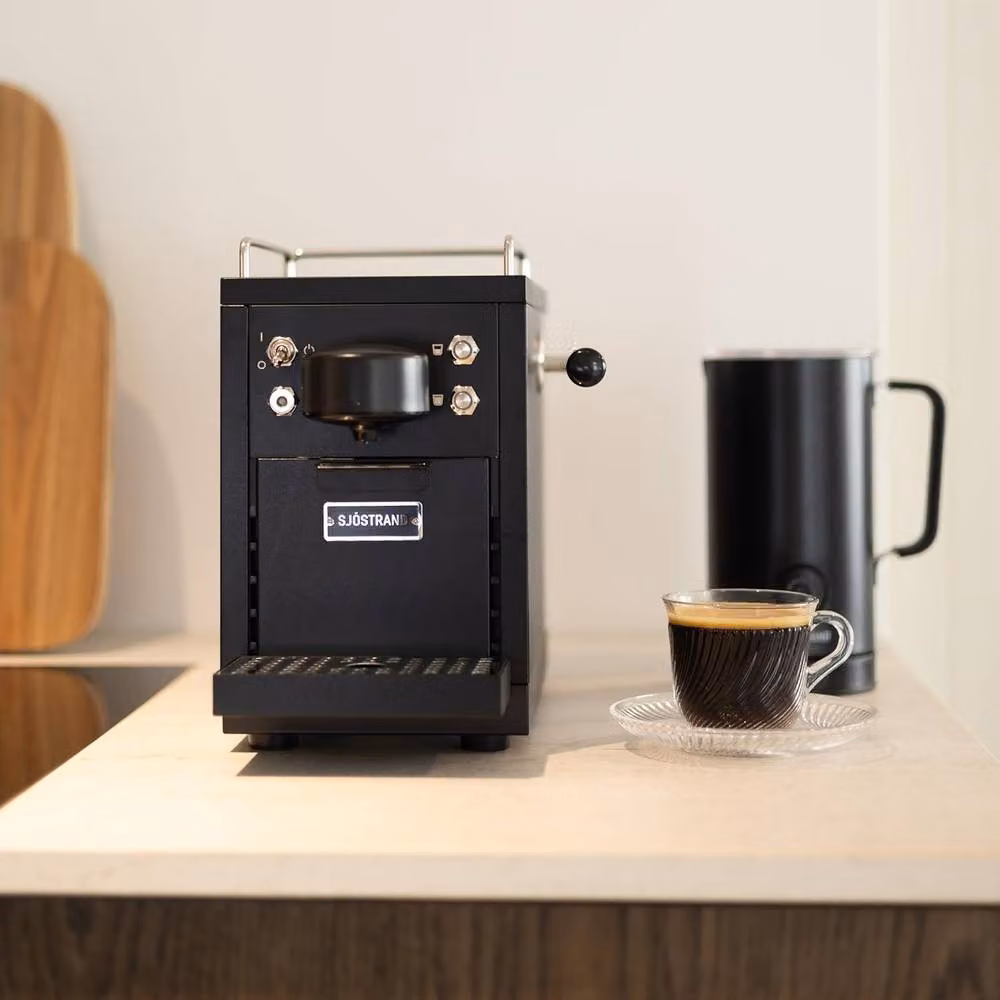 Sjöstrand The Original Capsule Coffee Machine, Black – 4