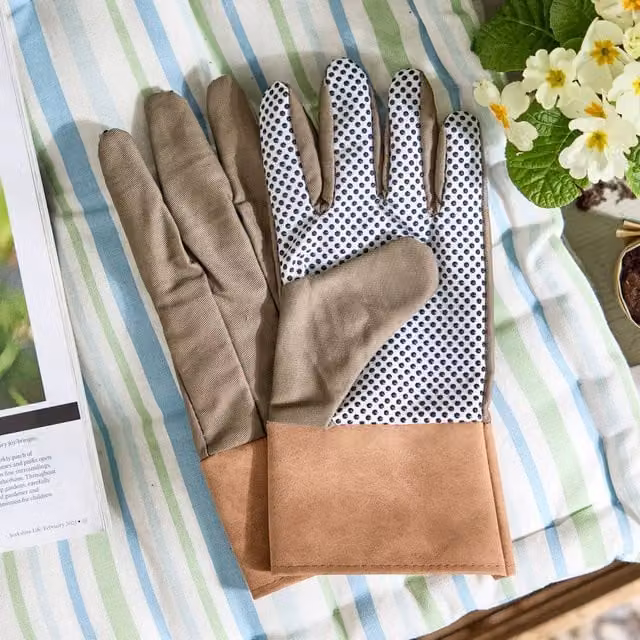 Dibor Pair of Beige Rubber Outdoor Gardening Gloves for Adults
