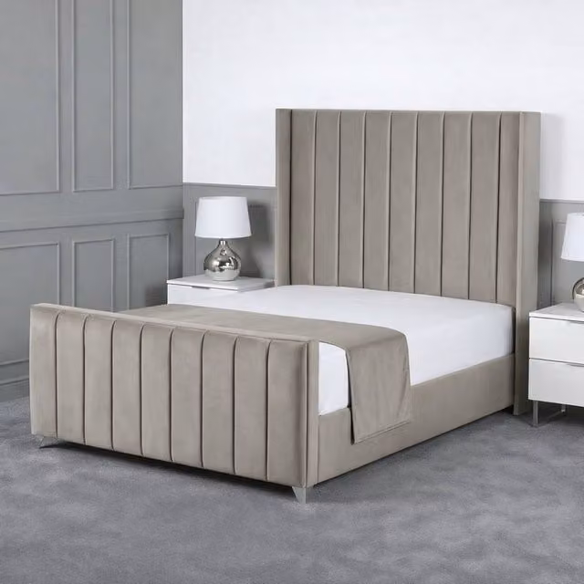 Living Comfort Bedz Imperial Winged Gas Lift Storage Upholstered Velvet Bed in Light Grey, Size: Double (140 x 200 cm)