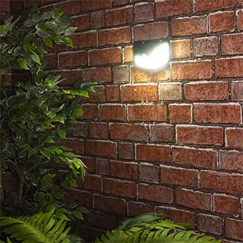 St Helens Home & Garden Solar Powered LED Wall Security Light with Motion and Dusk Sensor in Black