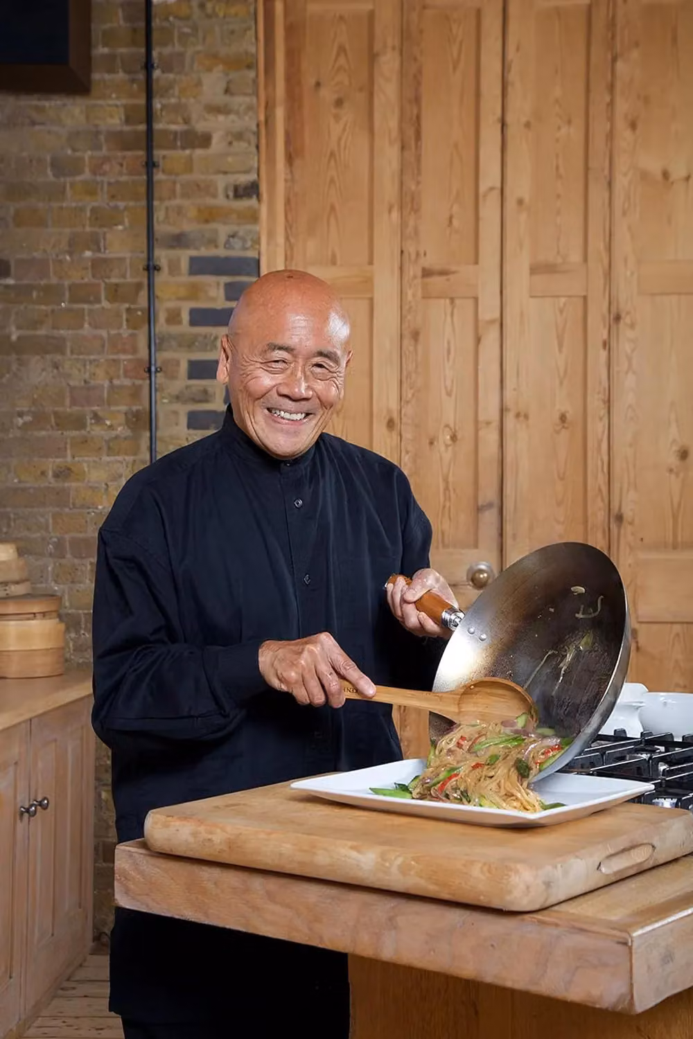 Ken Hom Classic Non Stick Carbon Steel Seasoning Wok Set, 31 cm, Silver – 1