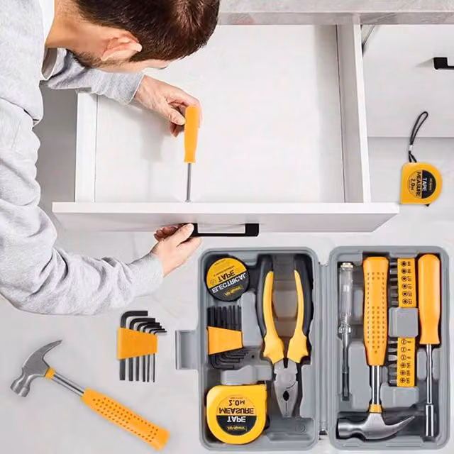 Darphe 24 Piece Tool Kit - Yellow