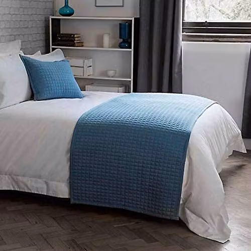 Belledorm Crompton Quilted Jersey Bed Runner in Cobalt Blue, W: 70 cm x L: 220 cm – 1