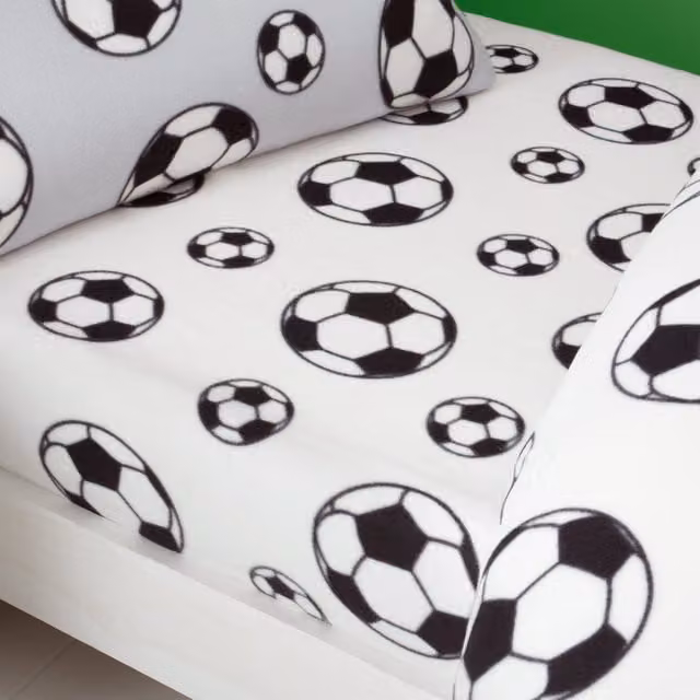 Catherine Lansfield Football Fleece Fitted Sheet, White, W: 140 cm, L: 200 cm – 1
