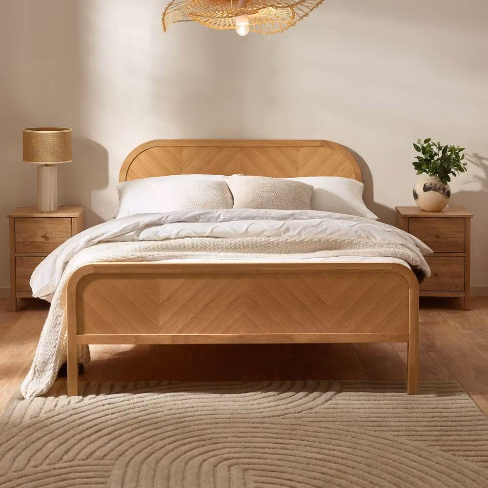 Cheshire Crimson Oak Chevron Bed Frame in Brown Oak, W: 135 cm, H x D: 140 x 200 cm – 2