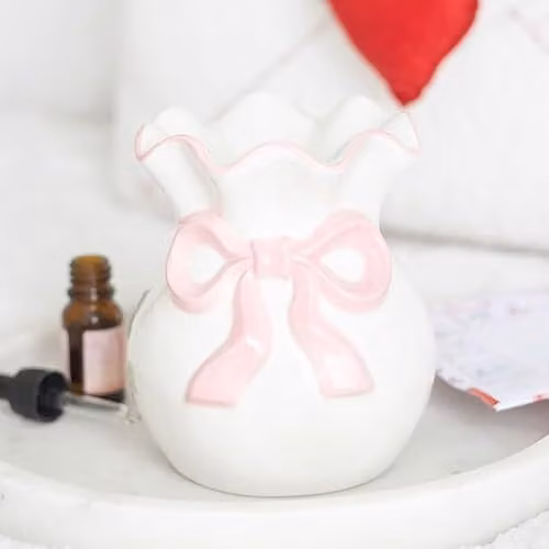 Garden Greatness Ceramic Pink and White Bow Oil Burner for Tealights – 1