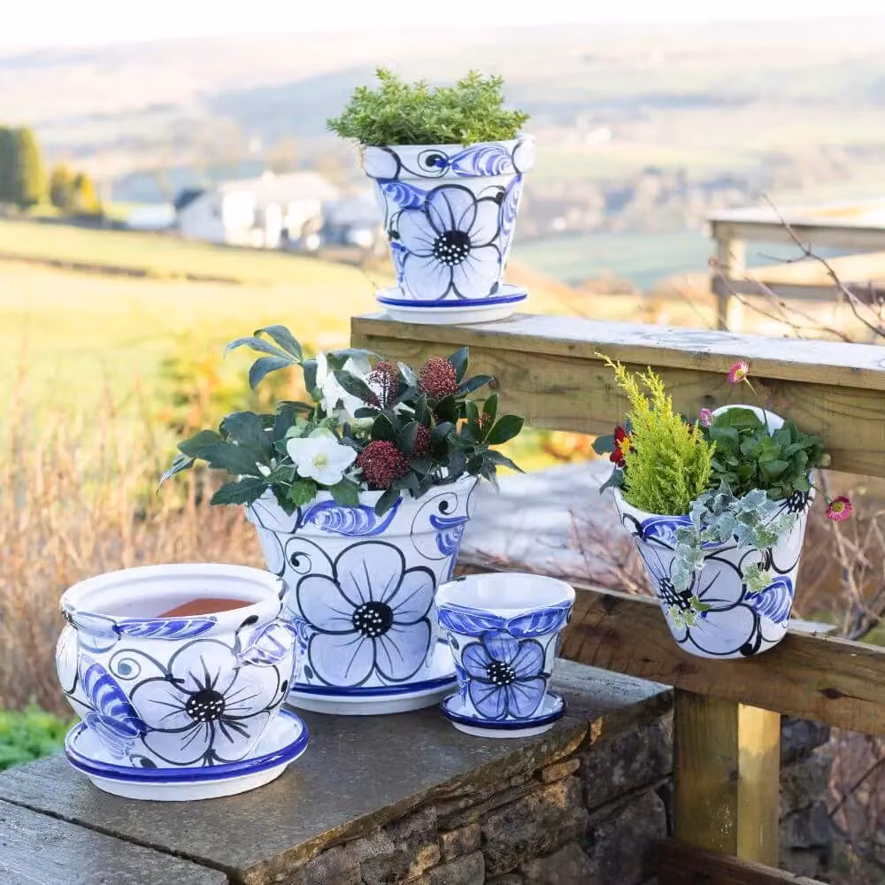 Verano Spanish Ceramics Hand Painted Blue and White Flower Bola Planter, W/D/H: 25 x 25 x 21 cm – 2