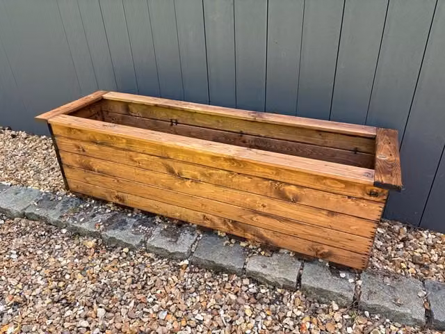 Charles Taylor Willoughby Large Two Piece Country Garden Planter Trough in Brown – 1