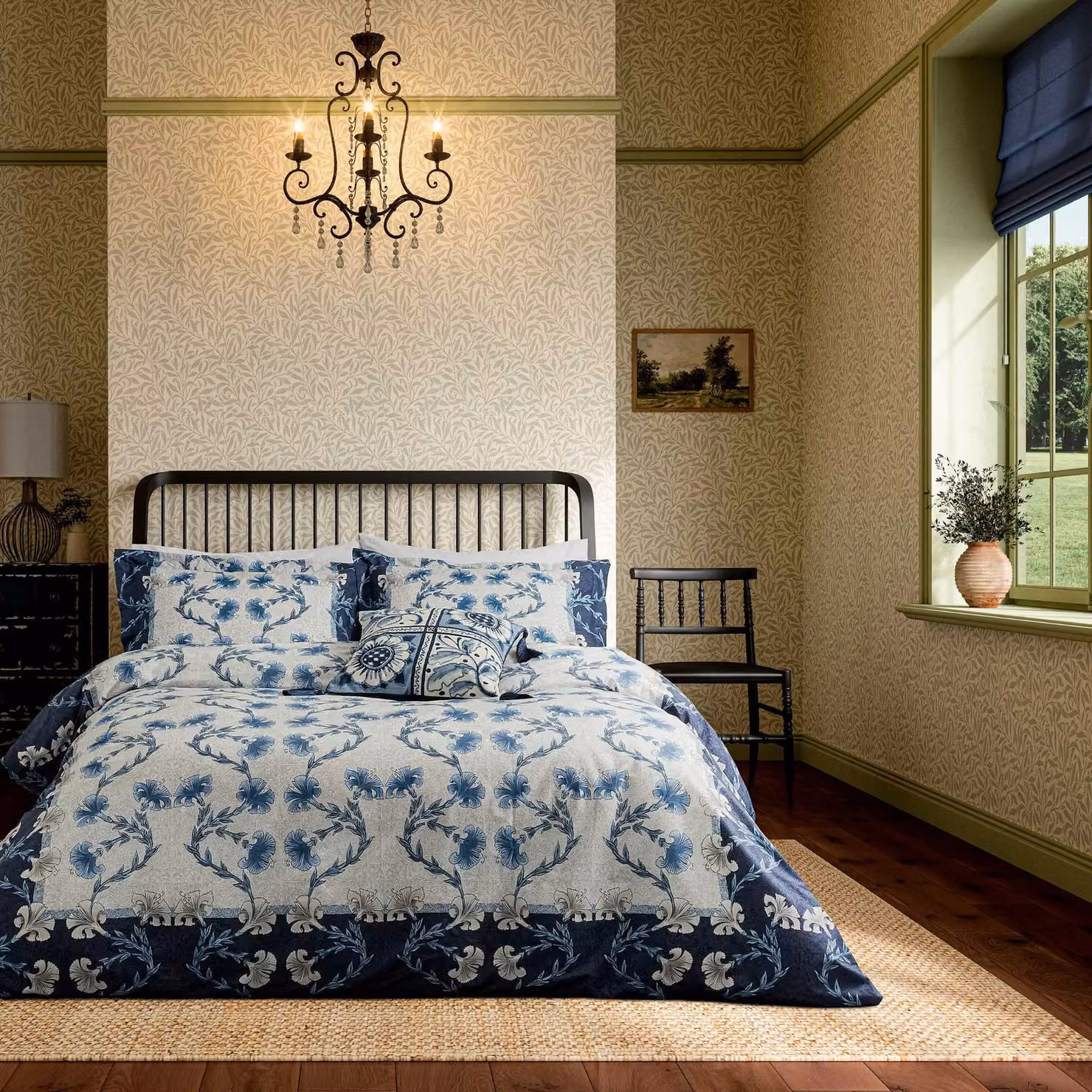 Morris & Co. Scrolling Carnation Cotton Percale Duvet Cover and Pillowcase Set, Blue and White, 180 x 200 cm – 2