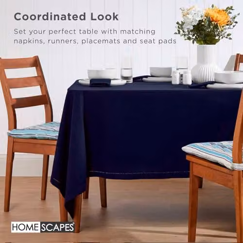 Homescapes Plain Round Cotton Tablecloth in Navy Blue, Diameter: 178 cm – 8