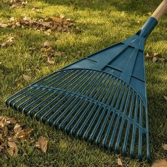 FLAVORA Green Durable Plastic Grass Rake Head with Tines
