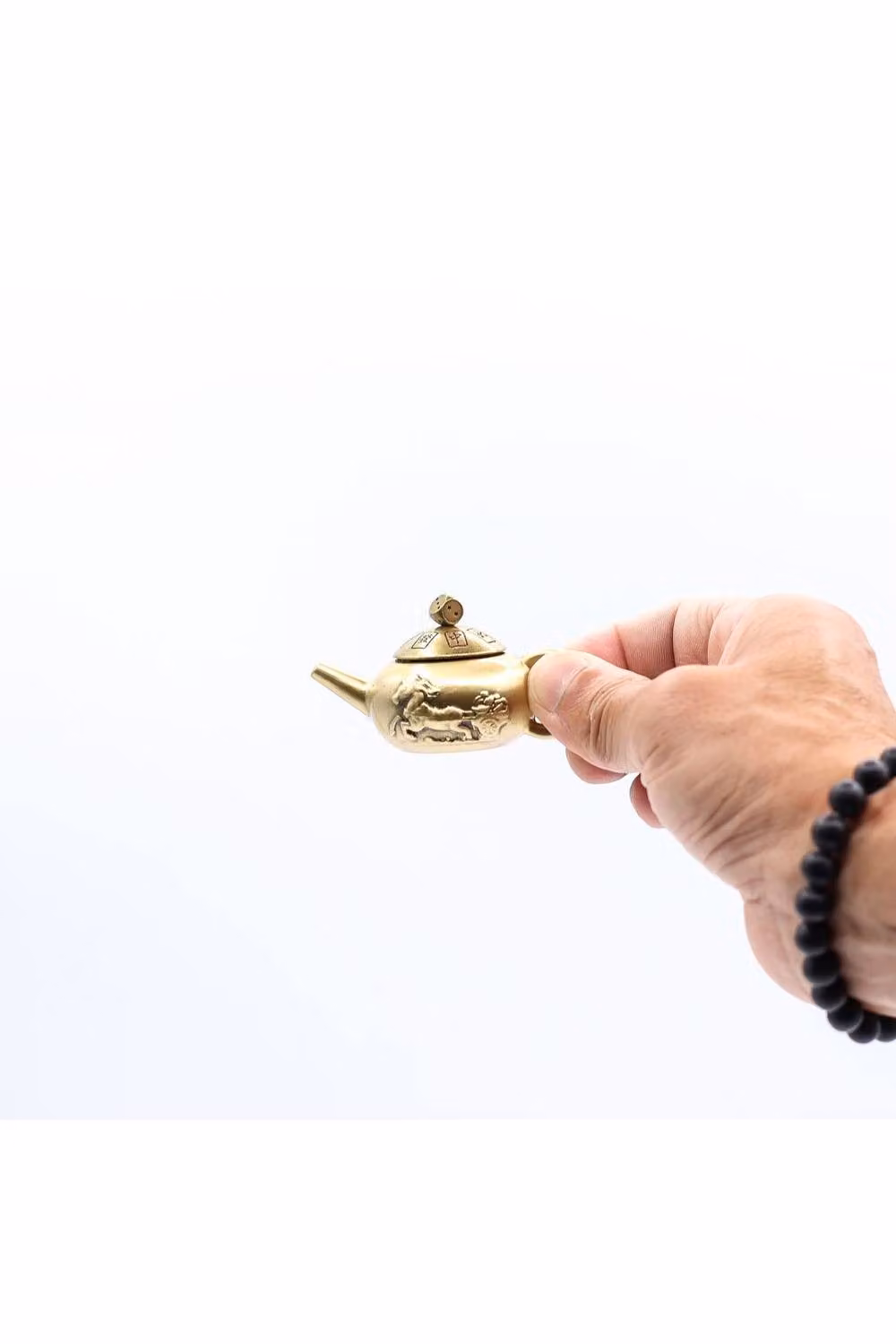 KDMD Feng Shui Fortune Lucky Teapot with Dice Spin and Gold Brass Horse Symbol – 2