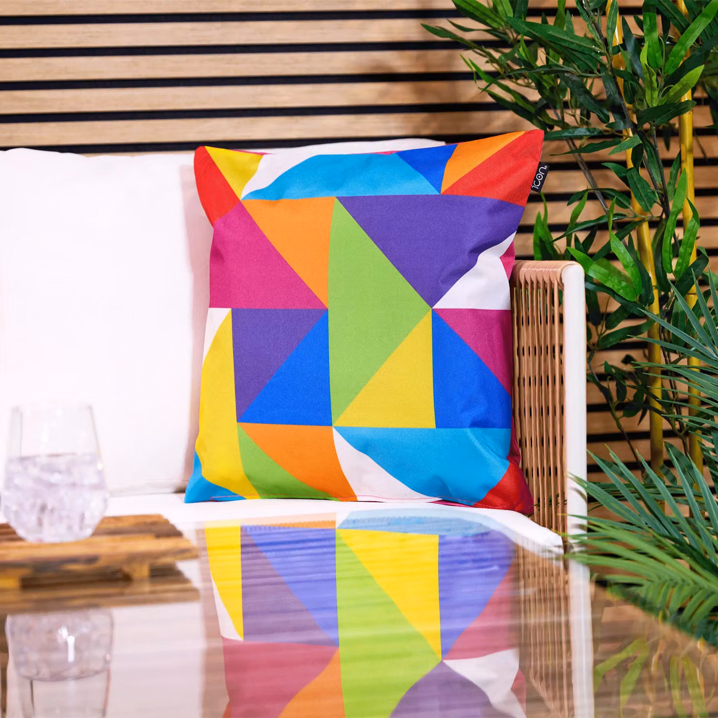 ICON Set of 2 Technicolour Geometric Waterproof Indoor and Outdoor Cushions in Green and Pink, W/D/H: 43 x 43 x 43 cm – 2
