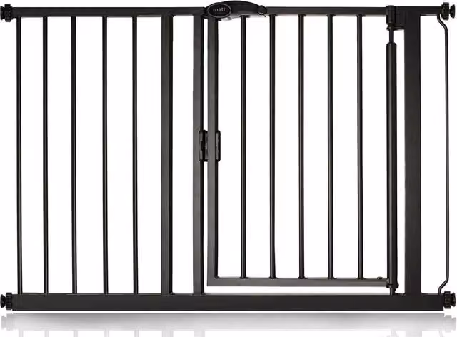 Bettacare Auto Close Stair Gate in Matt Black, Extendable and No-Drill Swing Door, Width: 111 cm - 118 cm