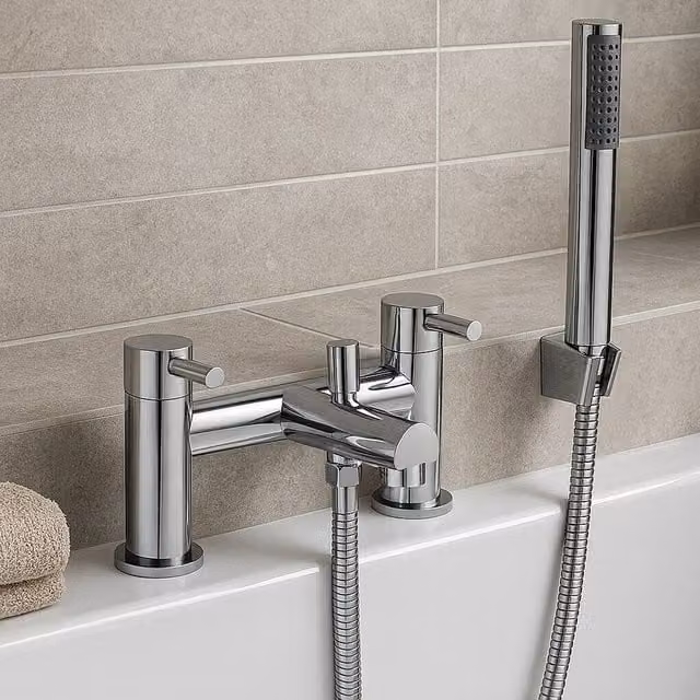 Bathroom Kingdom Harlech Chrome Bath Shower Mixer Tap in Silver