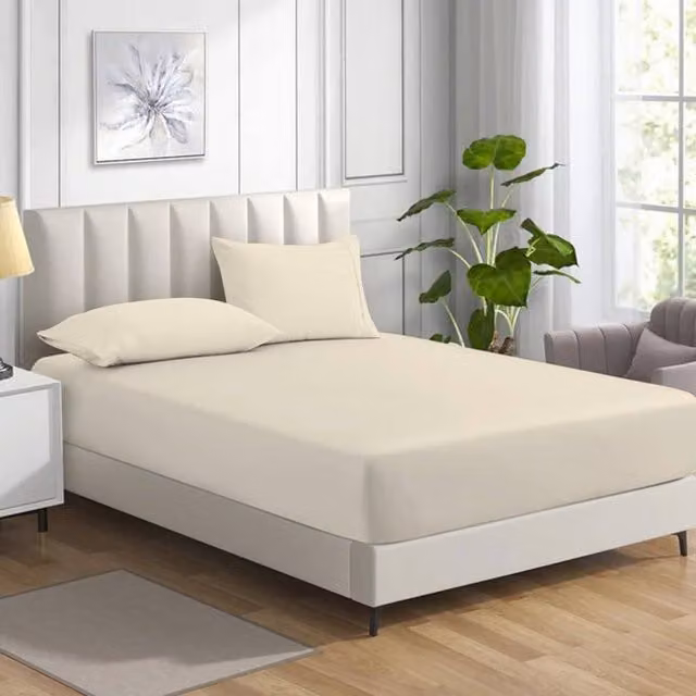 Homes-Linen Non Iron Polycotton Percale Fitted Sheet in Beige, W/D/H: 140 x 200 x 25 cm