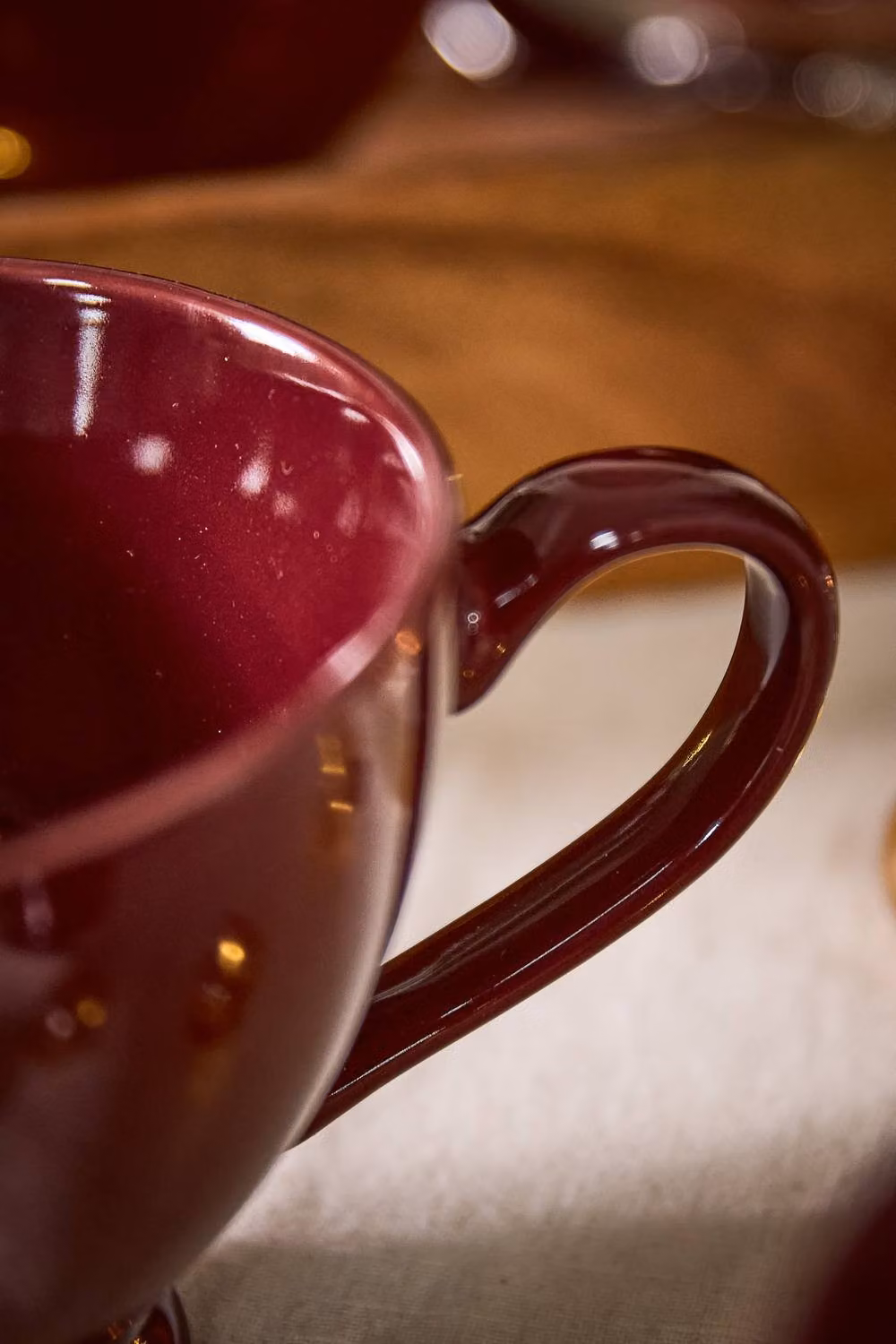 Dibor Montmartre Large Malbec Red Ceramic Tea Cups and Coffee Mugs, Set of 8 – 4