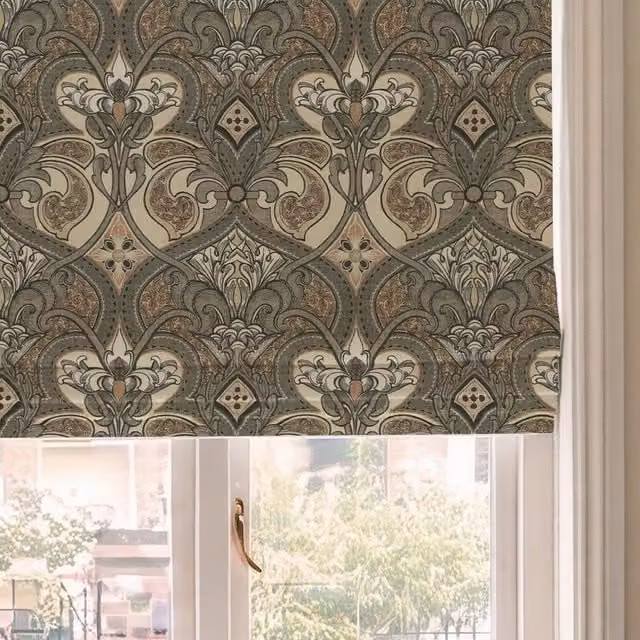 HOUSE Llewelyn-Bowen Gwendoline Printed Damask Made To Measure Roman Blind in Ashrose