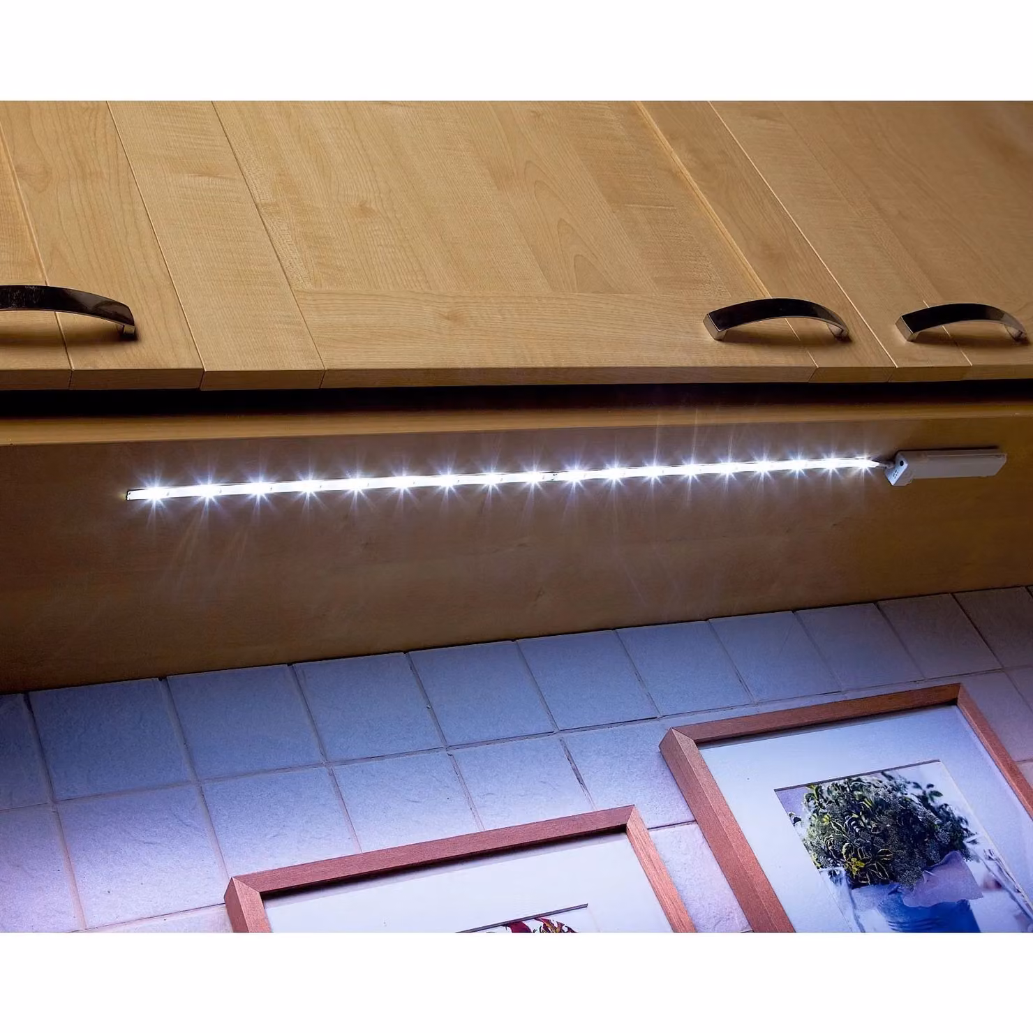 mysmartbuy Battery Powered White LED Under Cupboard Strip Light with Self Adhesive Mounting – 3