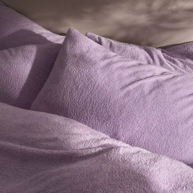 OHS 2 Pack Thermal Teddy Fleece Pillowcases in Purple – 3