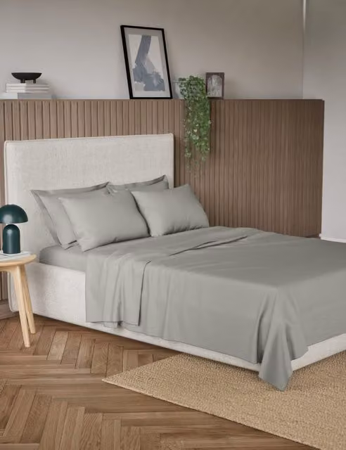 M&S Single 300 Thread Count Pure Cotton Flat Sheet in Light Grey