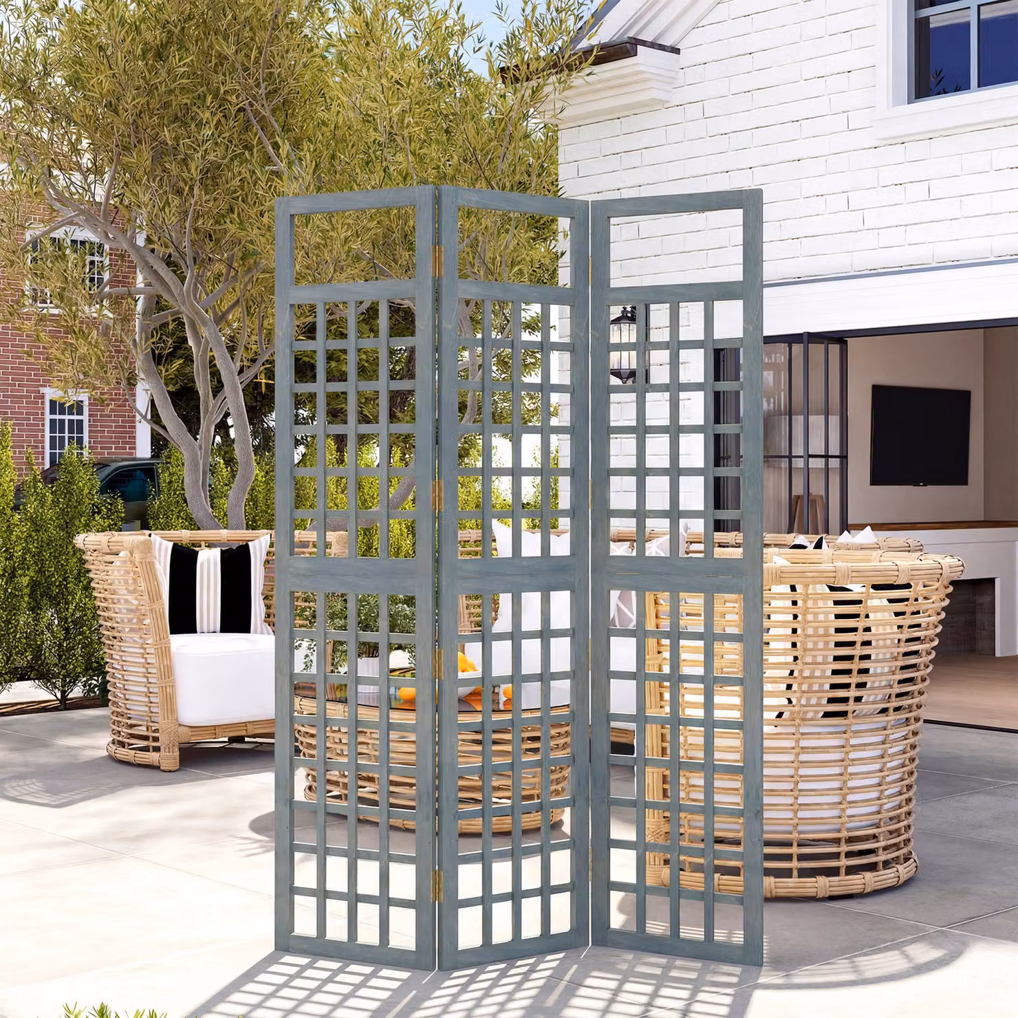 Outsunny 3-Panel Grey Wooden Garden Privacy Screen, Freestanding Foldable Outdoor Divider and Trellis, H: 170 cm, W: 120 cm, D: 3 cm – 2