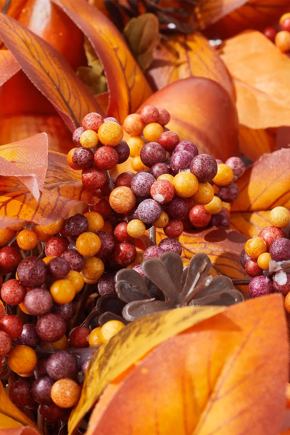 H&O Direct Orange Fall Harvest Artificial Pumpkin and Magnolia Leaves Wreath, Diameter: 50 cm – 5
