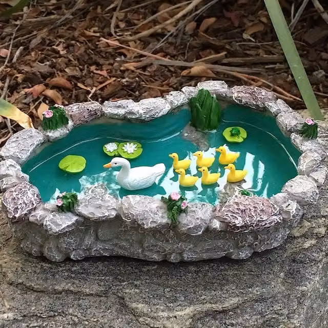 Garden Mile Multicoloured Solar Duck Garden Ornament for Ponds and Tabletop Displays