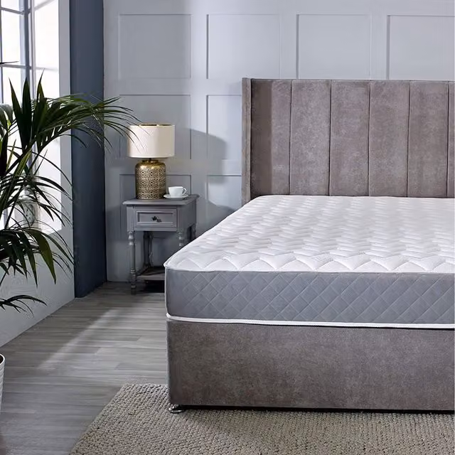 Starlight Beds Zig Zag Design Grey Border Soft Hybrid Sprung Mattress, W: 140 cm, L: 200 cm