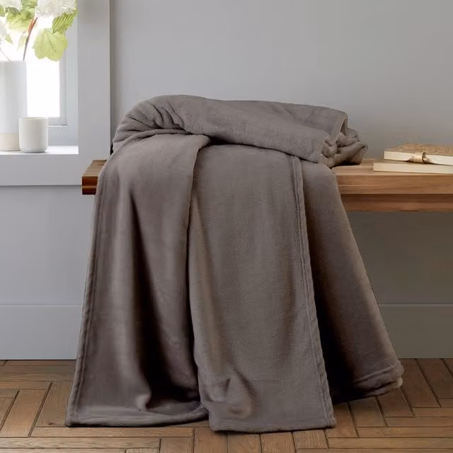 Catherine Lansfield Raschel Velvet Touch Throw in Grey, W: 200 cm, D: 240 cm
