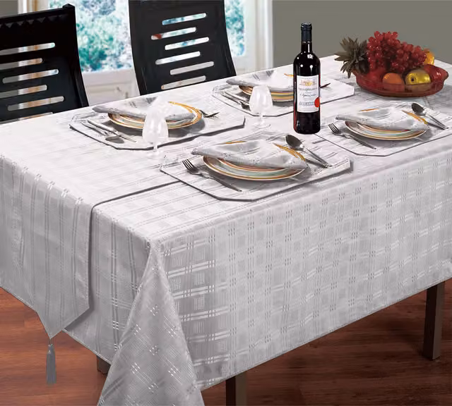 Kitchen Trends Modern Jacquard Hampton Tablecloth in Silver/Grey, W: 132.08 cm x D: 132.08 cm x H: 132.08 cm