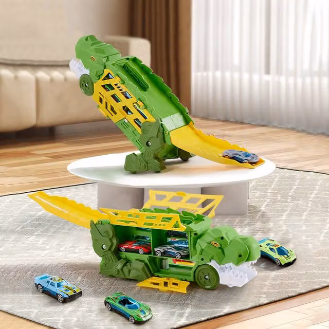 Komore Race Track Set with Animals and Vehicles in Green and Yellow