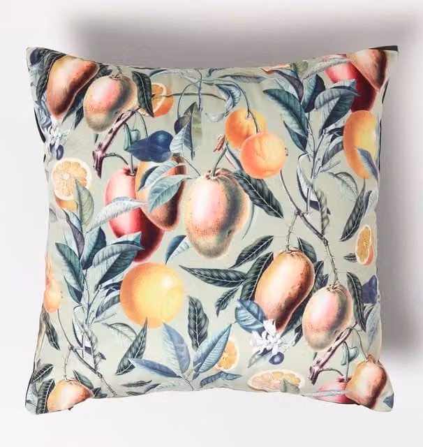 Homescapes Green and Orange Reversible Velvet Mango Fruit Decorative Cushion, W/D/H: 46 x 46 x 46 cm – 1
