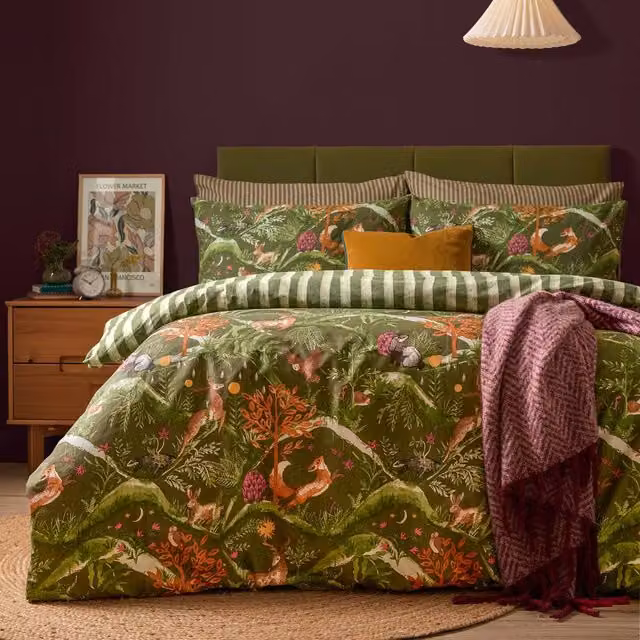 Furn Nya Woodland Reversible Printed Duvet Cover Set in Green, W/D/H: 140 x 200 cm – 1