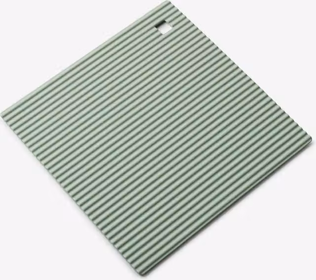 Zeal Silicone Square Hot Mat Trivet in Green, W/D/H: 18 x 18 x 1 cm