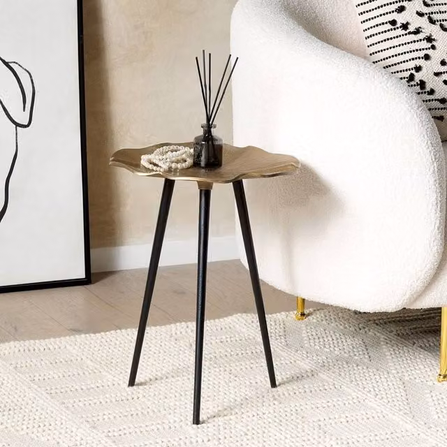 Wyld and Coco Round Metal Side Table in Gold and Black, W/D/H: 37 x 37 x 49 cm – 1