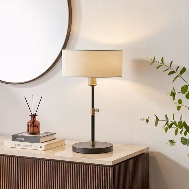 FurnitureboxUK Lucinda Modern Table Lamp in Black and Gold/Brass with White Fabric Shade