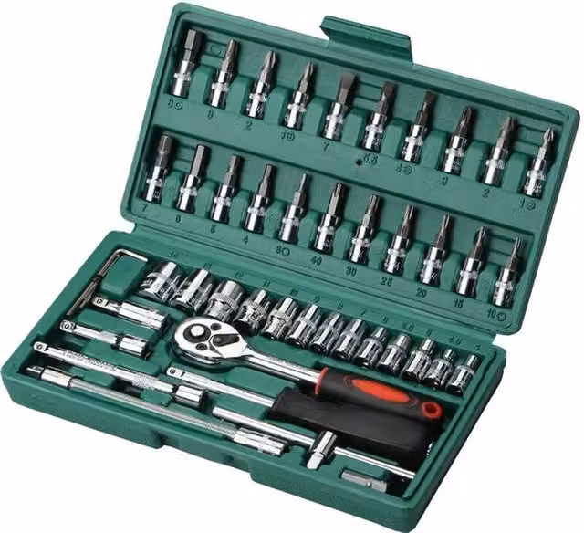 VOGREX 46 Piece Green Ratchet Socket and Bit Set in Chrome Vanadium Steel